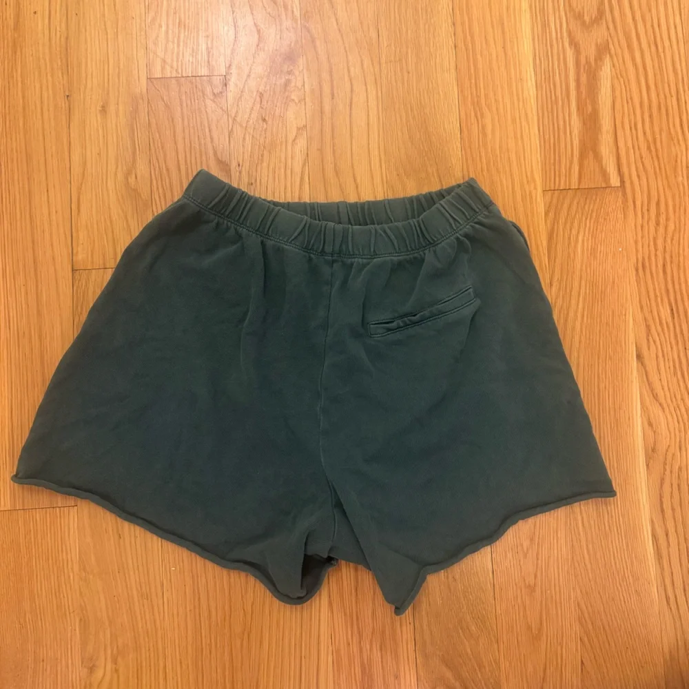 💚AERIE SWEAT SHORTS💚 - Picture 2 of 3